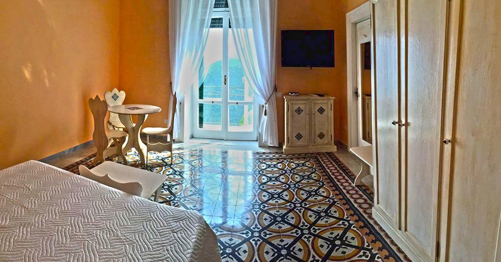 Villa Verde Sul Mare Виетри Экстерьер фото